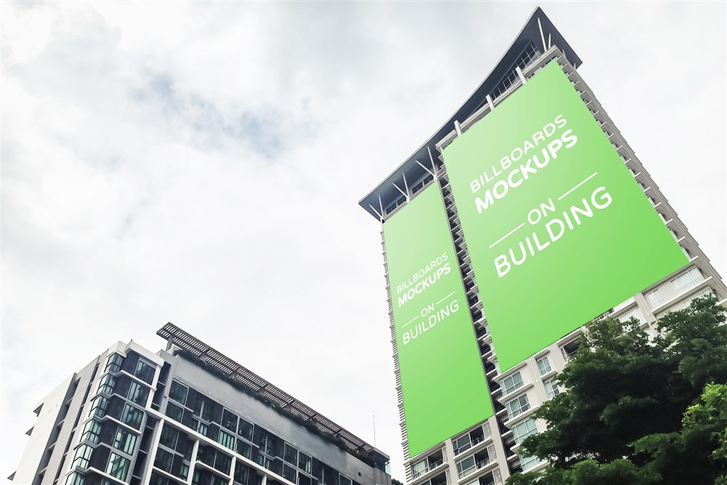 街头户外大型广告牌样机图片下载