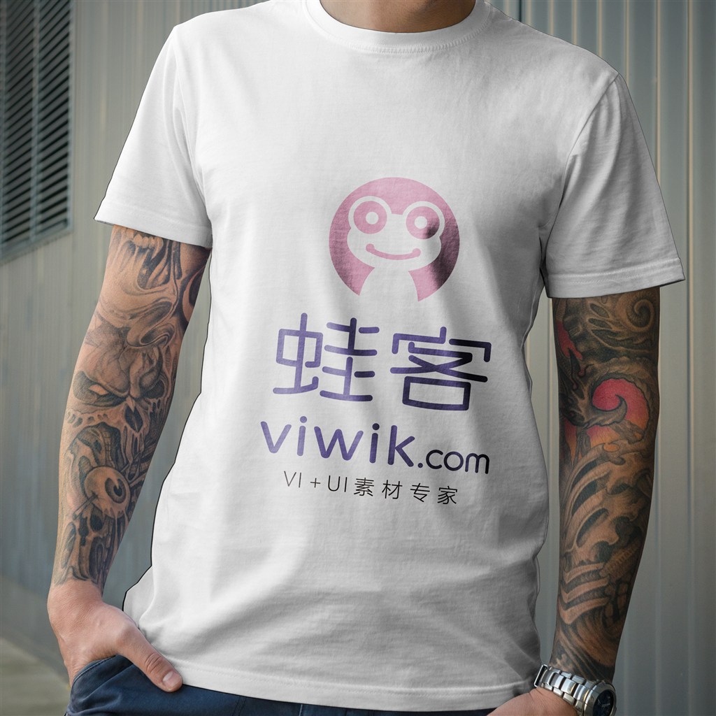 纹身男士白色T恤样机