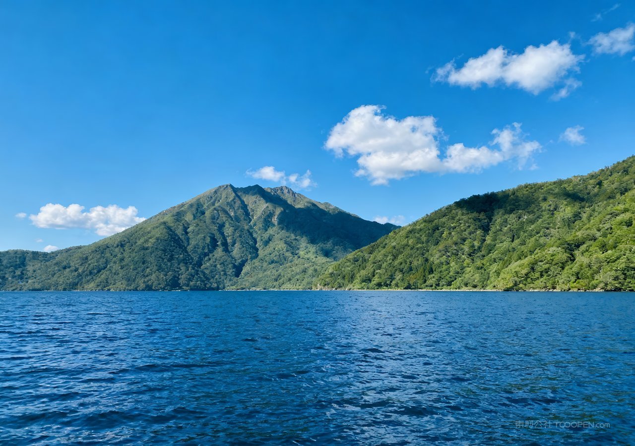 湖泊天空山峰唯美群山风景山水
