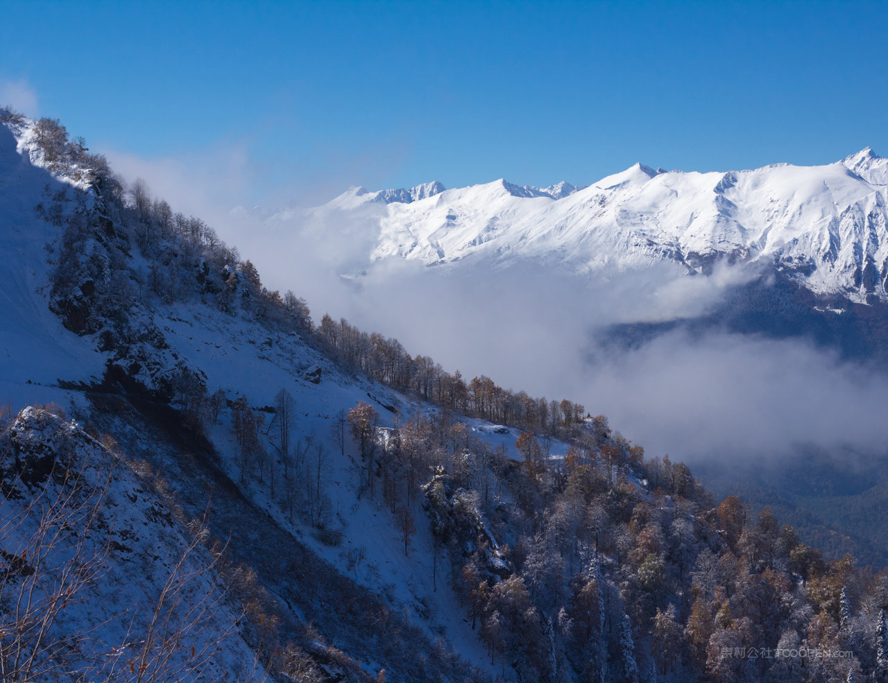 雪山雪景高清风景画图片