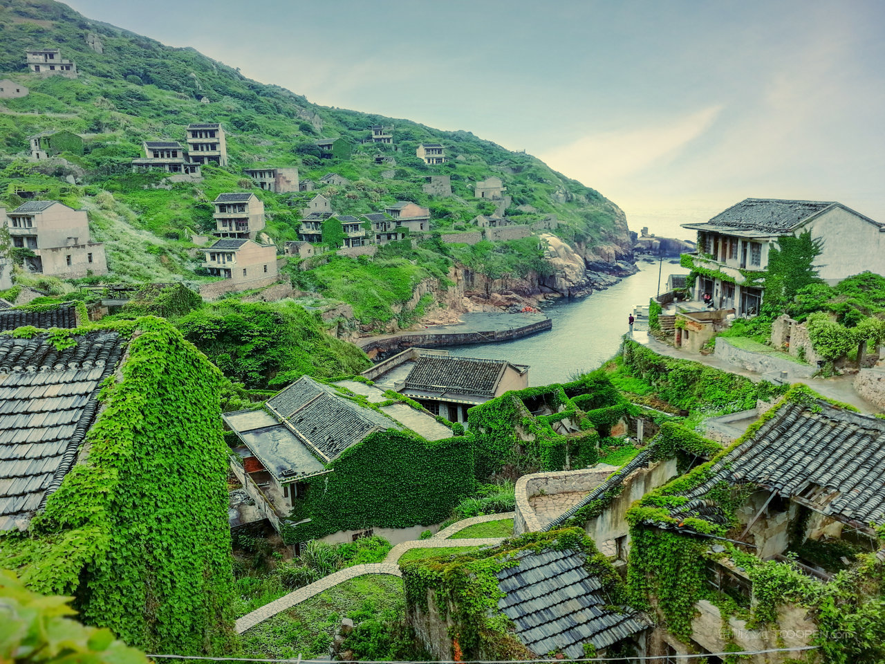 无人村风景画图片