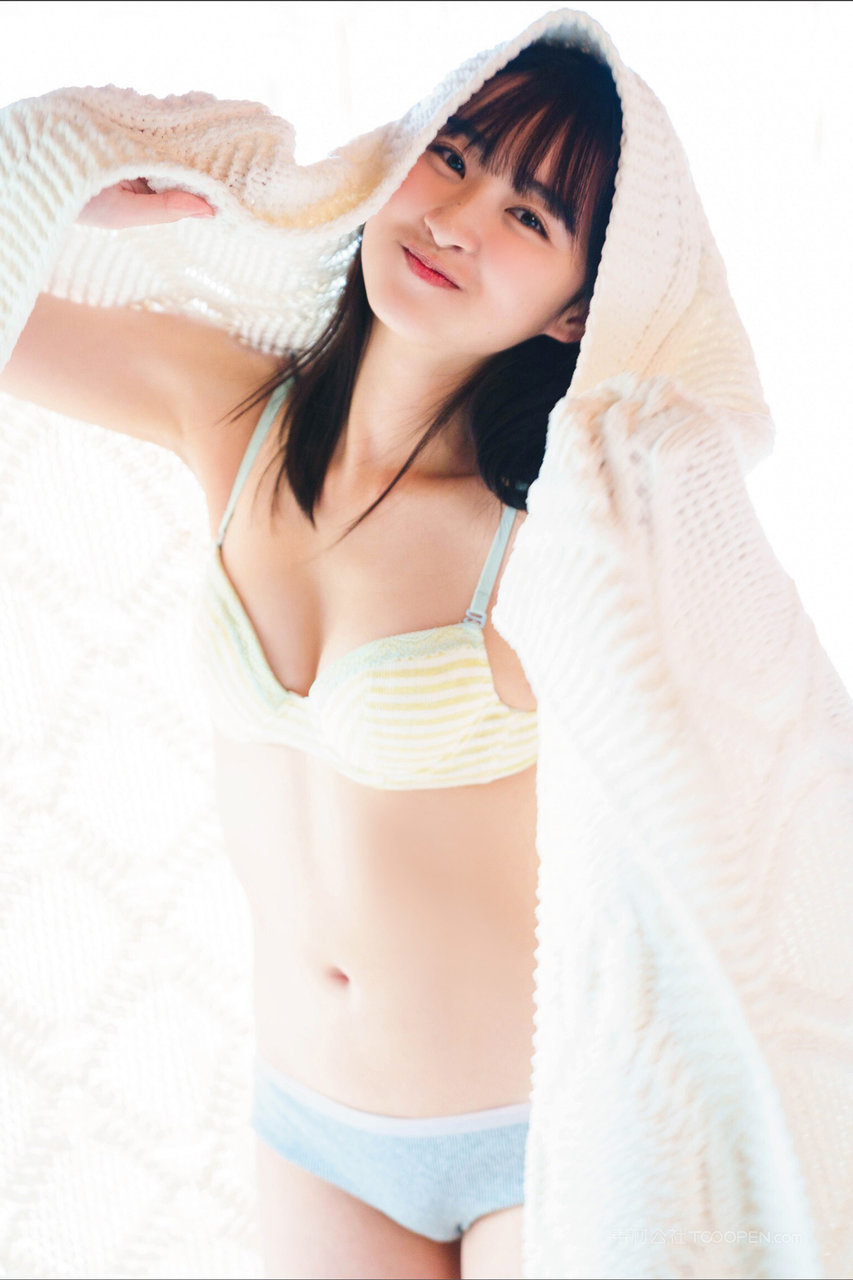 日本gogo人体艺术清纯女生内衣私密写真图片