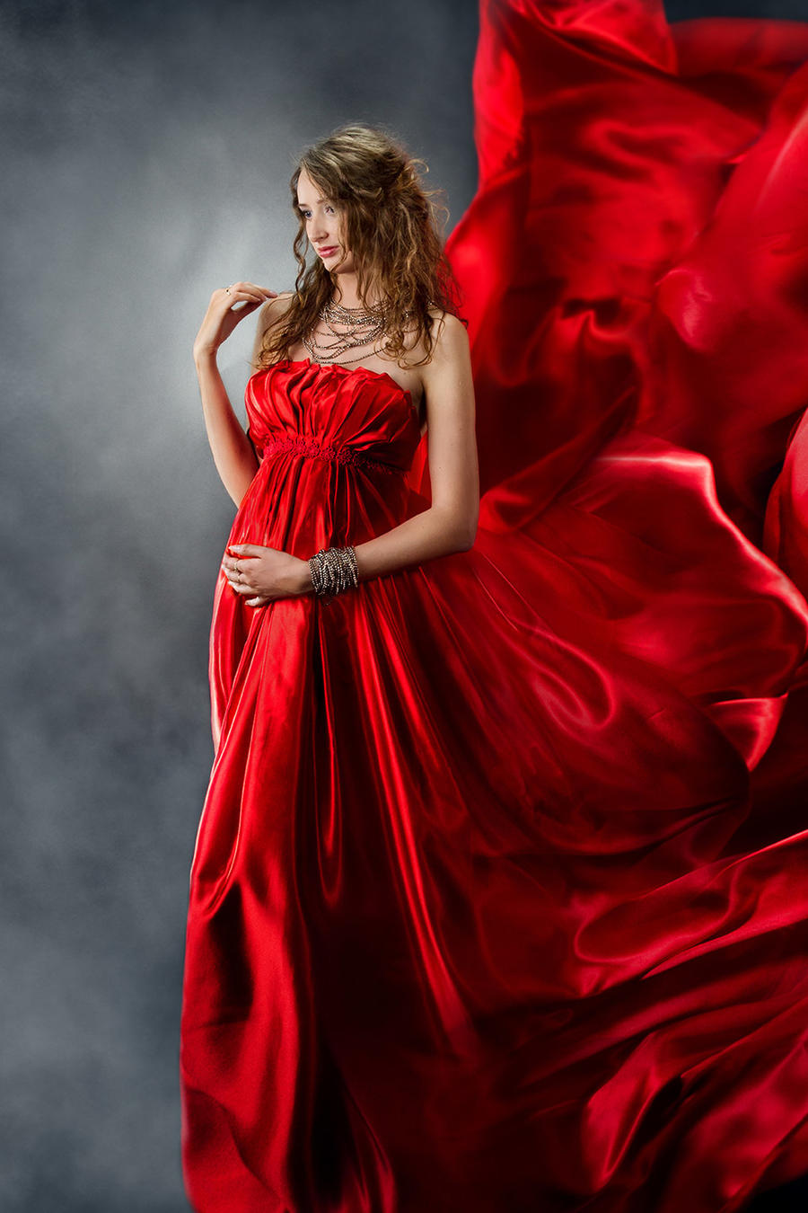 红色性感长裙美女