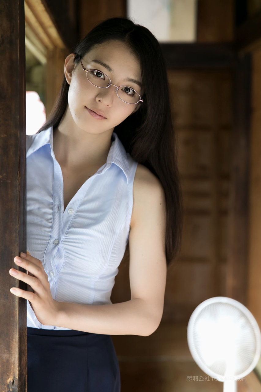 本生素人绝色日本气质美女女优初撮影