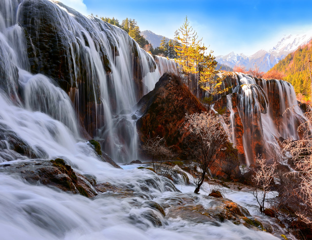 四川九寨沟高清风景画图片