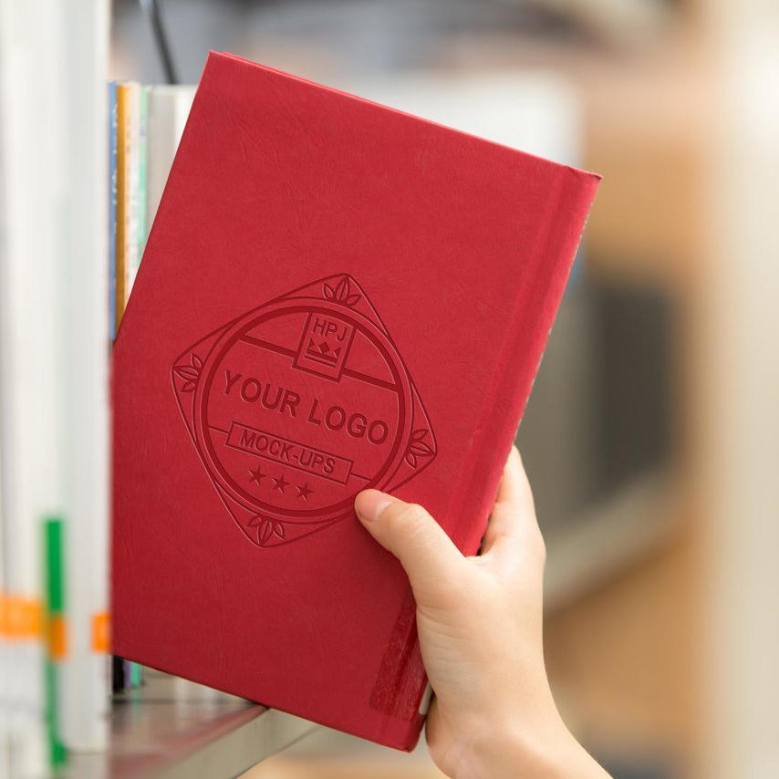 书架硬皮书质感纹理激凸雕刻字标志样机