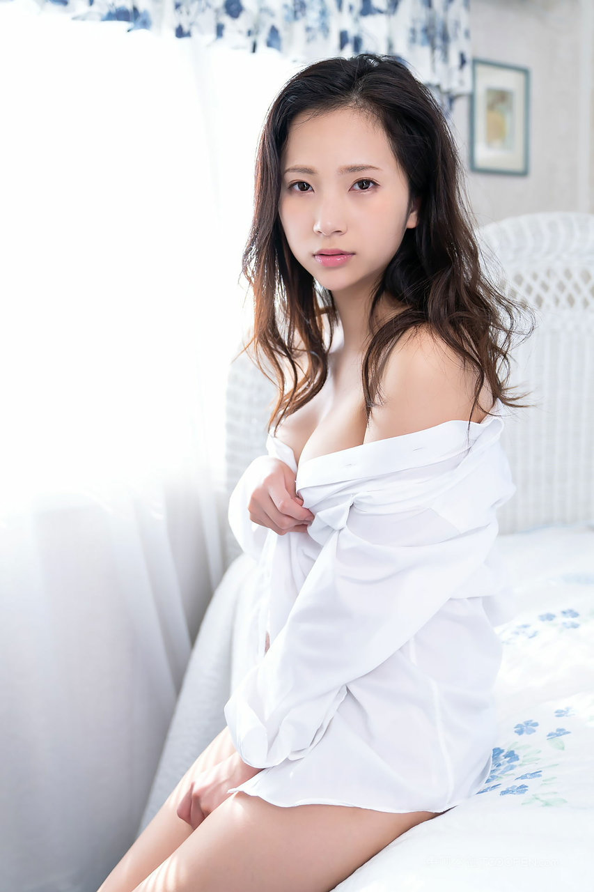 白衬衫的诱惑图片