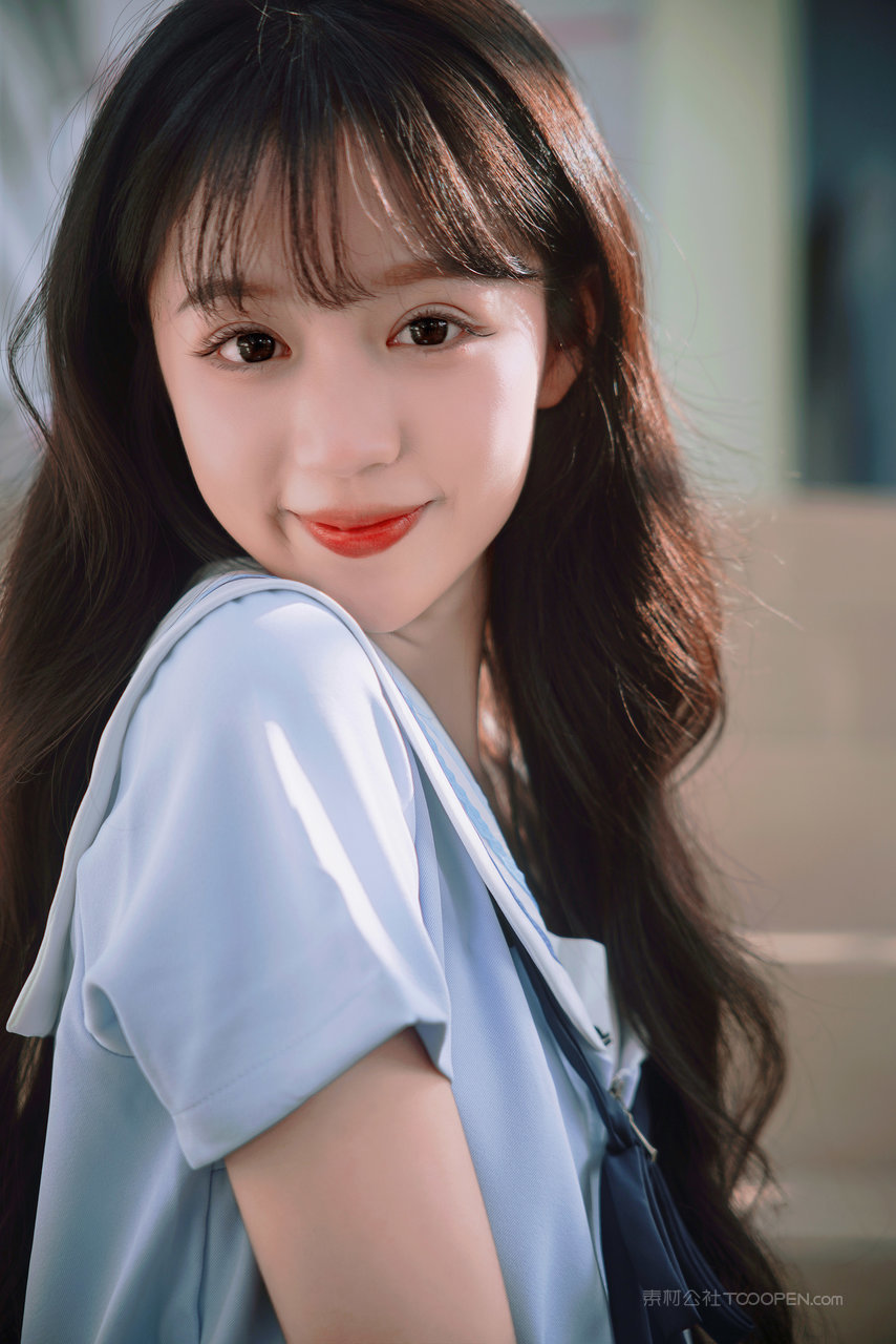 养眼美女校花高清图片