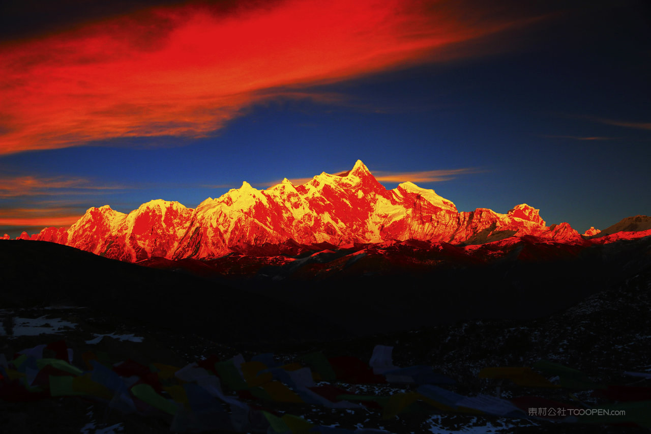 日照金山高清图片