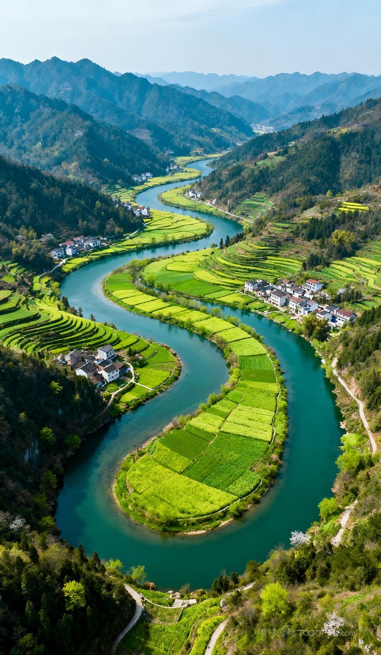 河流天空自然风景山峰春天山水唯美
