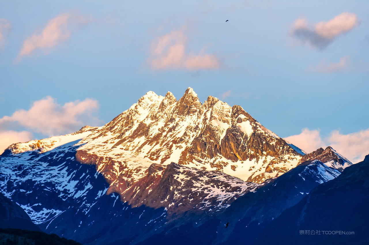 日照金山风景画图片