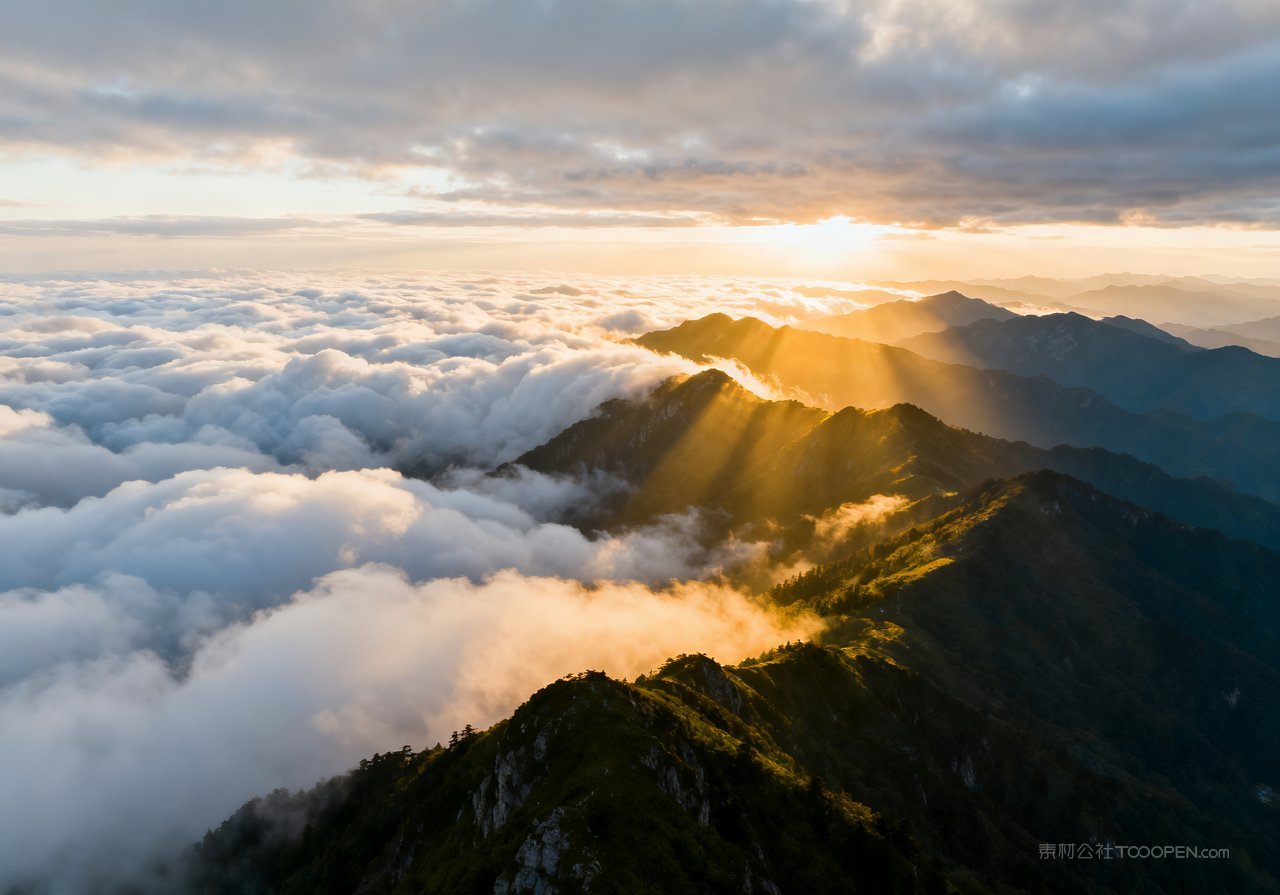天空唯美春季山水山峰河流风景意境