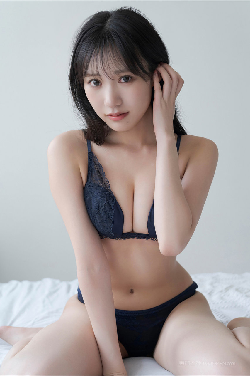 日本内衣模特高清大图