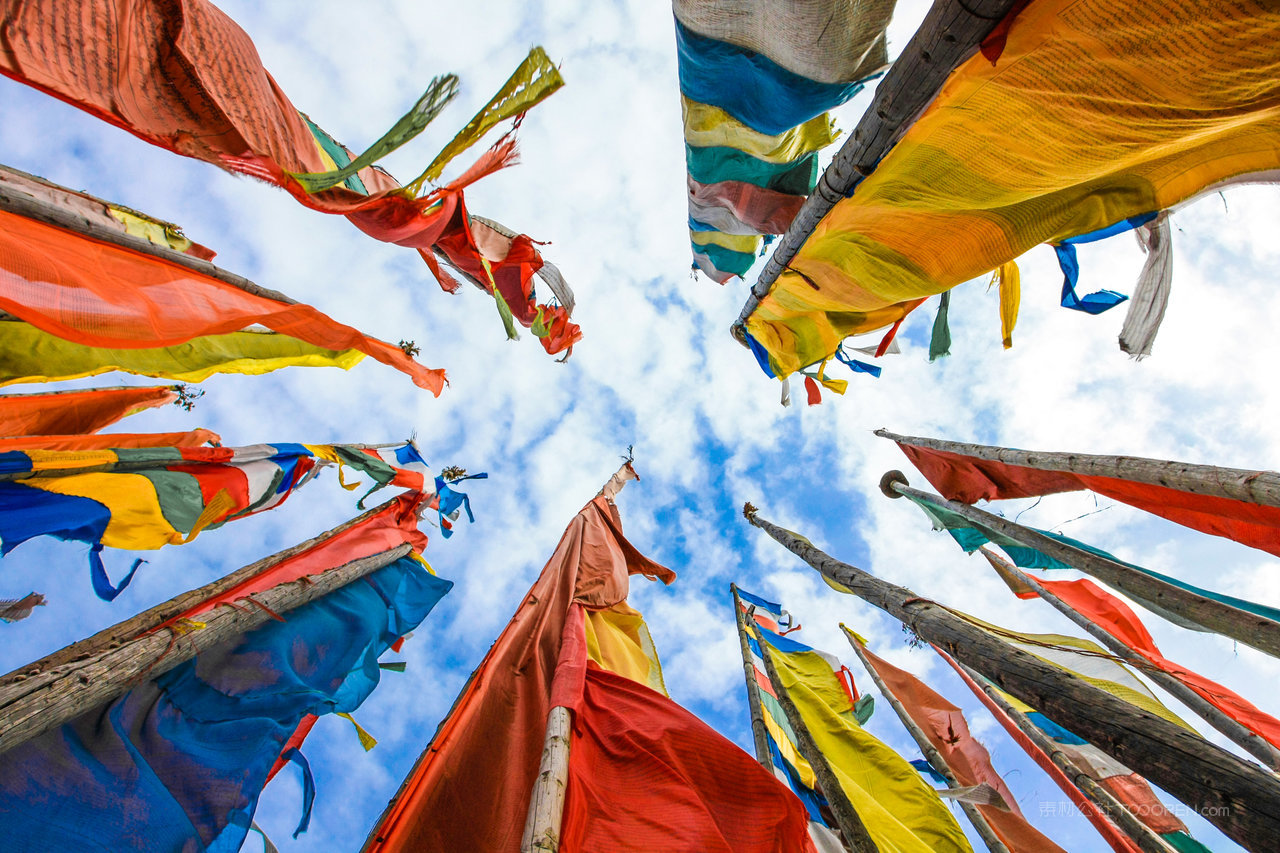 经幡风景画图片