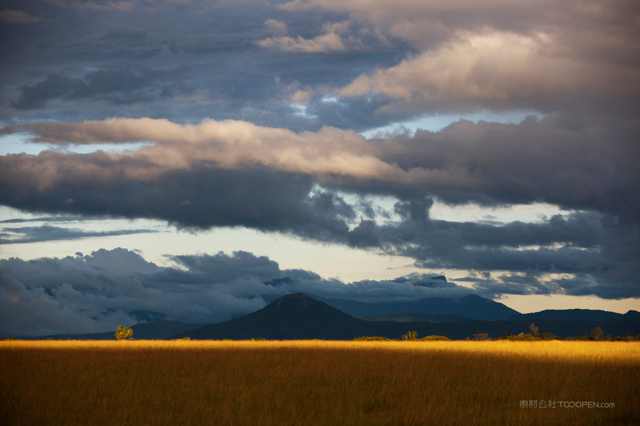 卡纳玛国家公园的乌鲁颜风景