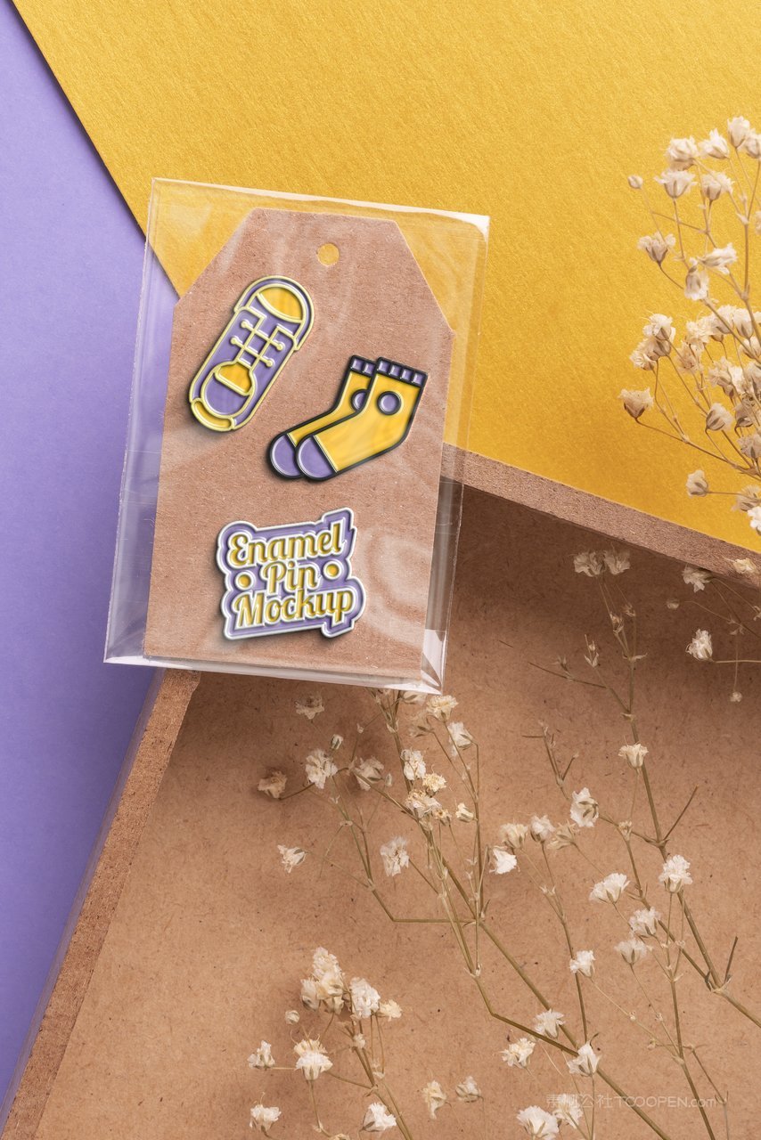 【1647期】卡通售卖包装好的自定义纪念徽章样机 (8)