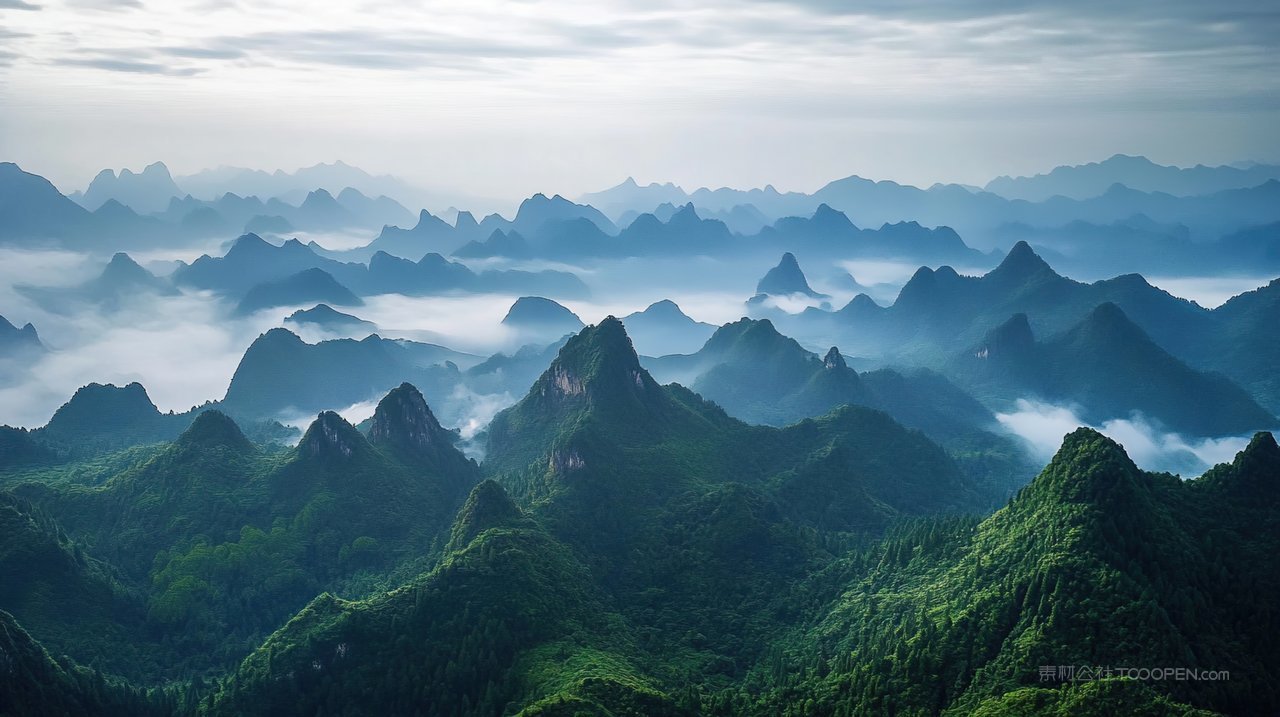 宁静唯美群山山峰景色山脉风景自然天空景观