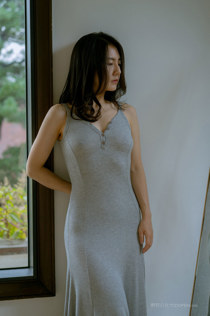 国产嫩模性感生活照