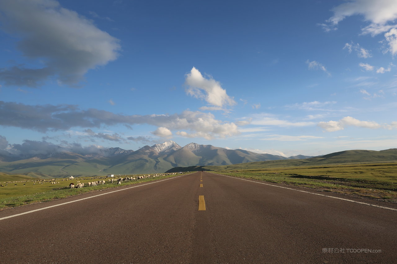 喀什道路风景画图片