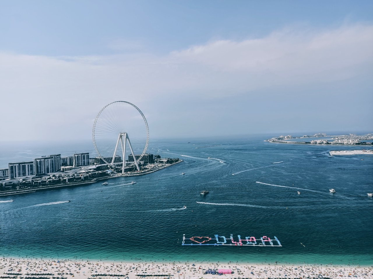 迪拜城市建筑高清摄影图片