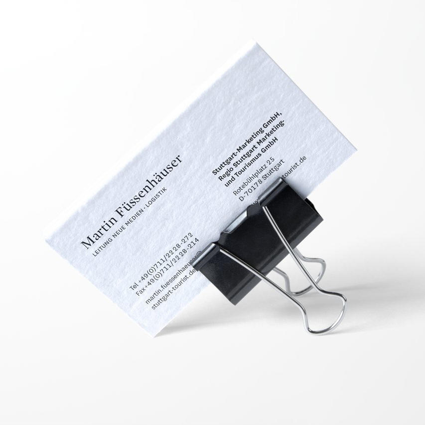 简洁白色名片夹子品牌名片企业vi形象样机 (1)