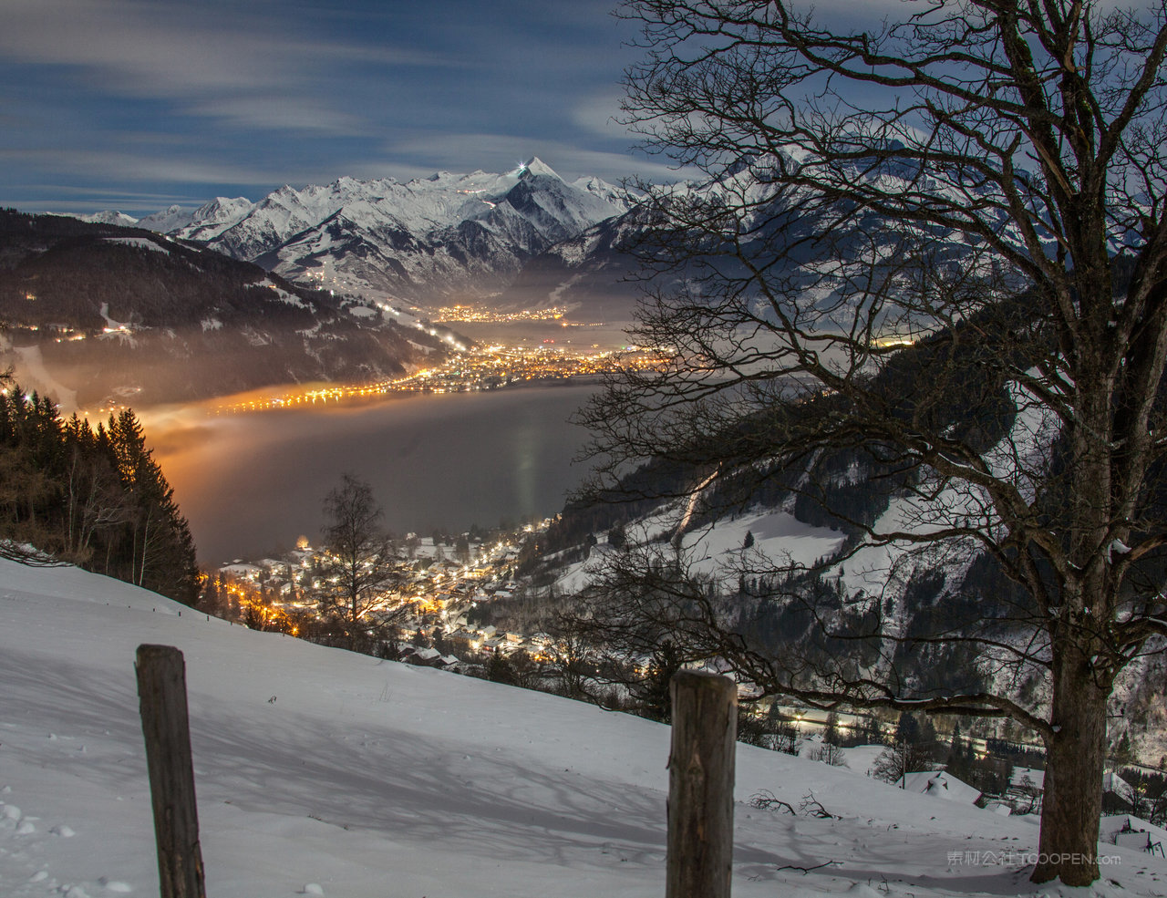 高清雪山风景画图片