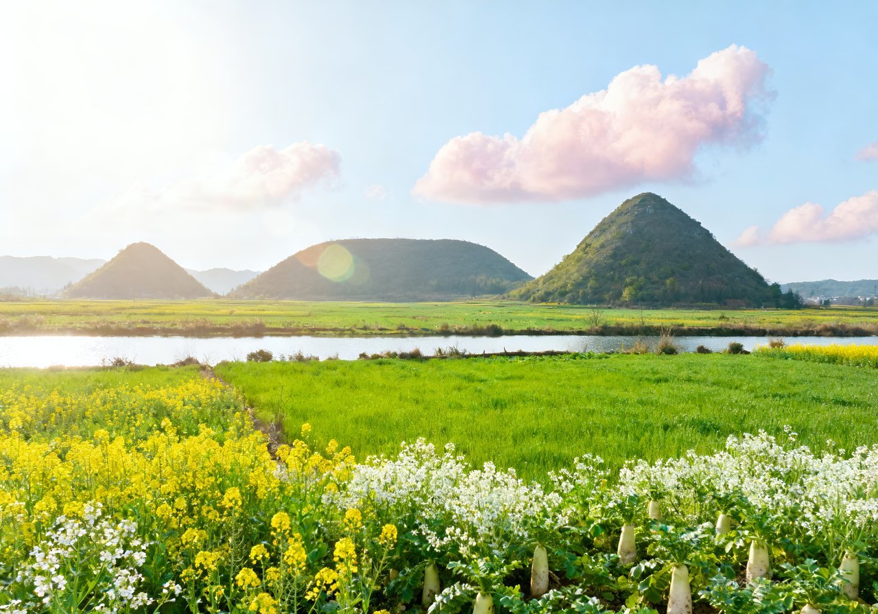 山水天空意境唯美春天山峰风景河流