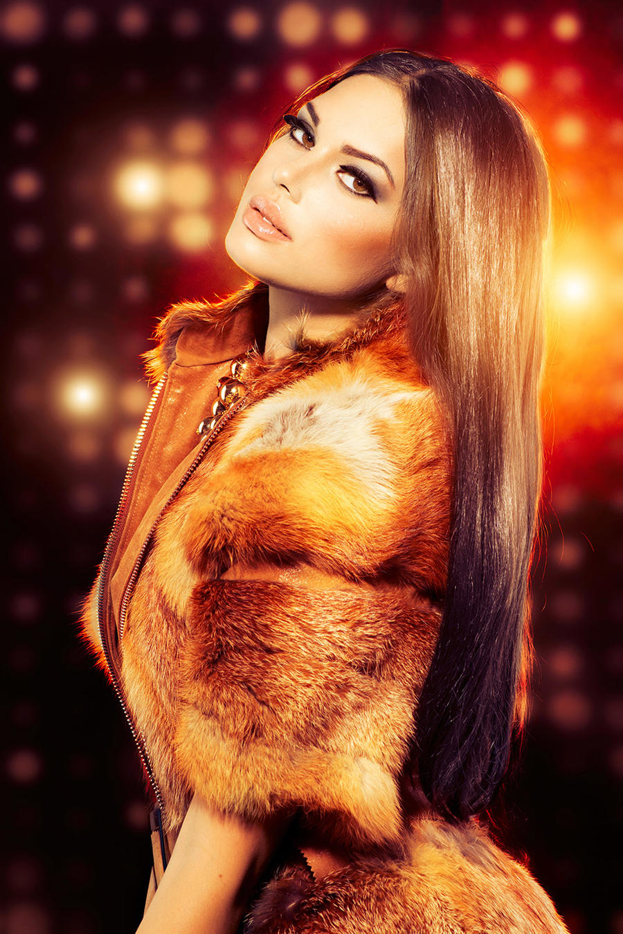 穿裘衣的秀发妆容美女模特摄影高清图片
