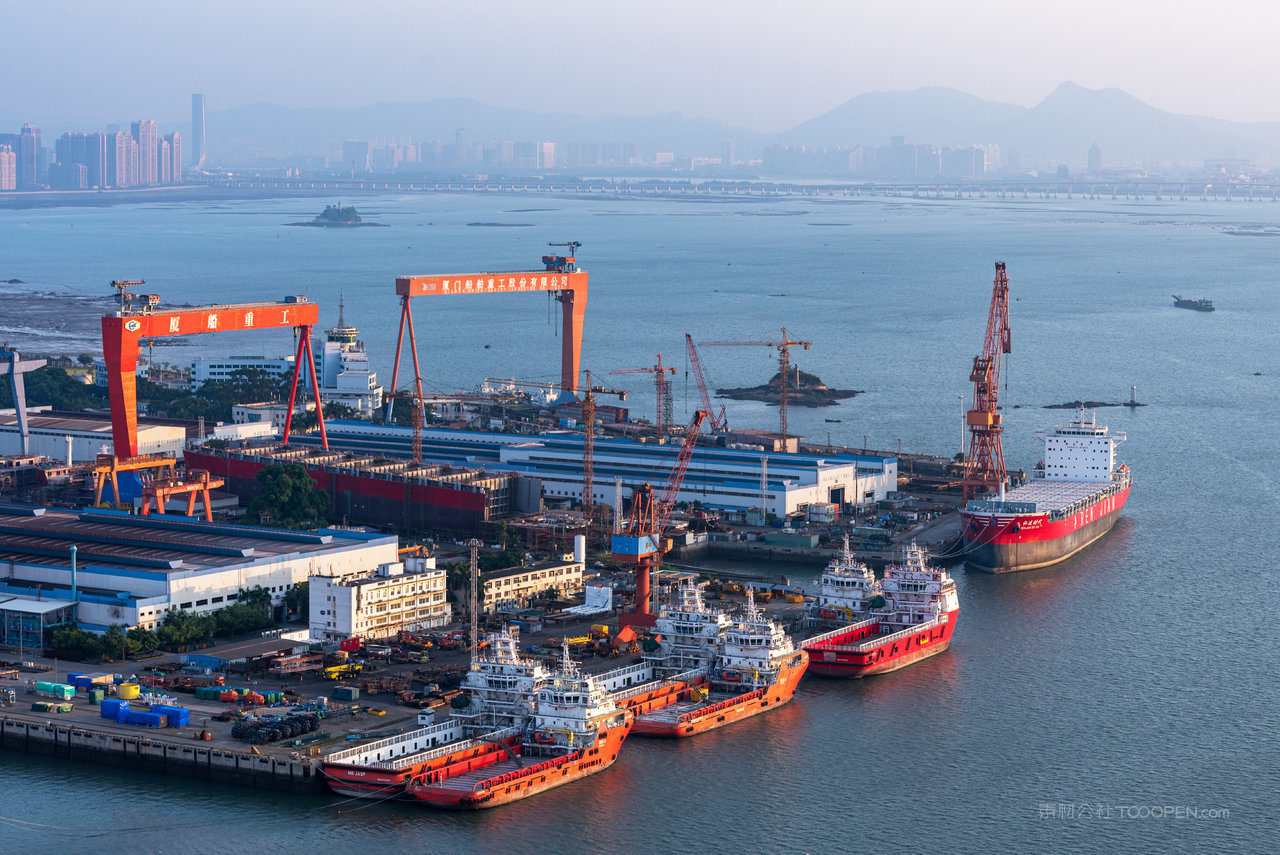 厦门造船厂风景画图片
