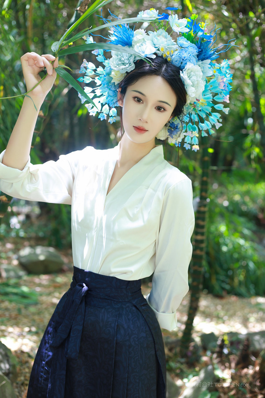 细腰苗条美女少数民族服饰人像艺术摄影大全