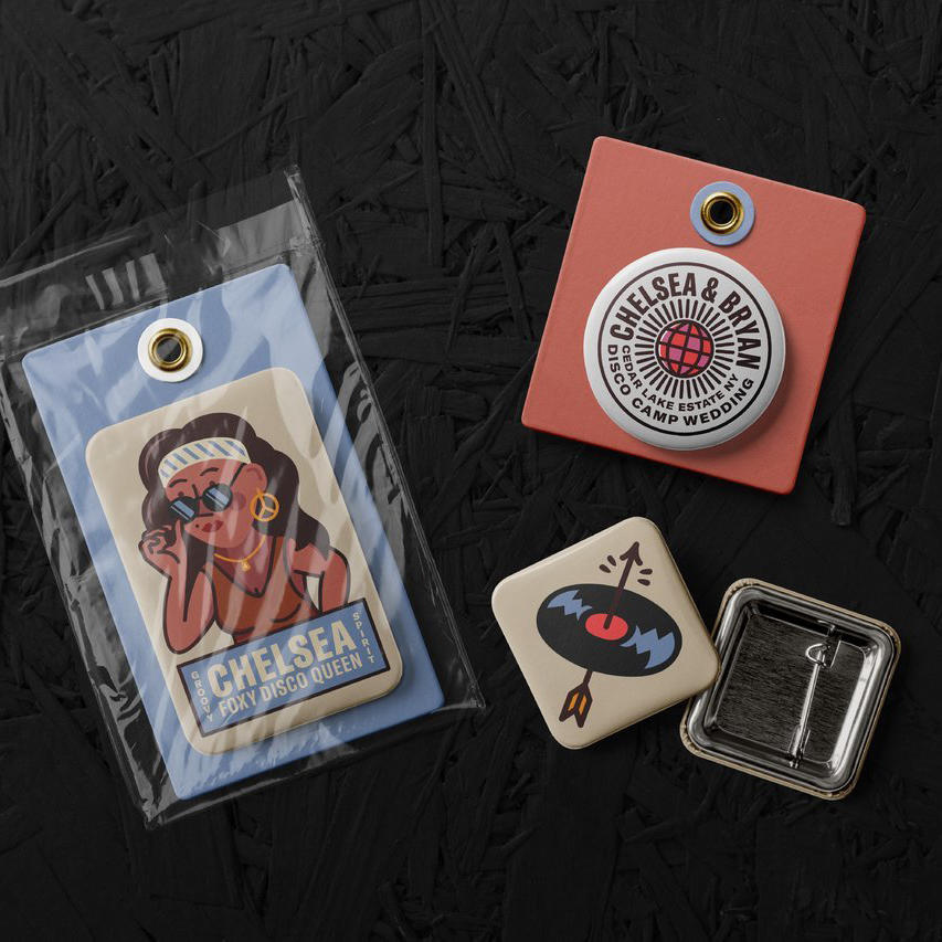 badge高级质感金属徽章实拍场景样机 (1)