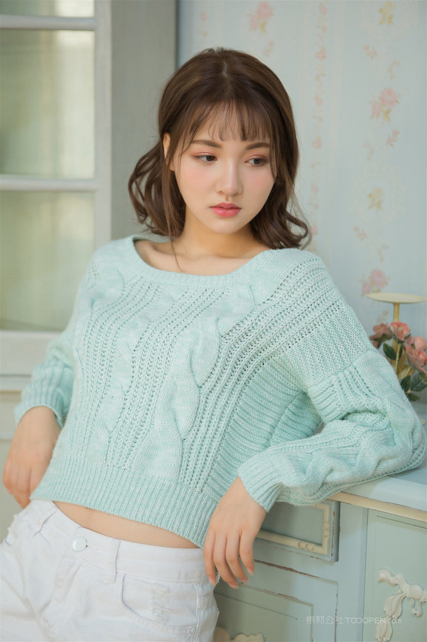 尤果网美女嫩模高清131美女图片