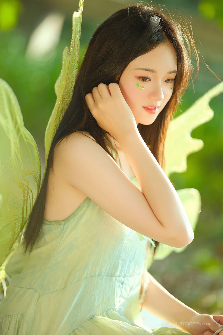 4K清纯美女头像图片