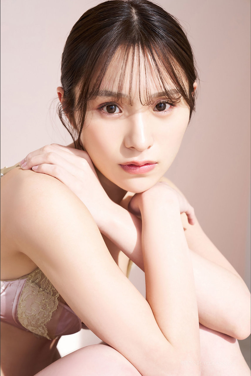 高清内衣美女模特诱惑图片