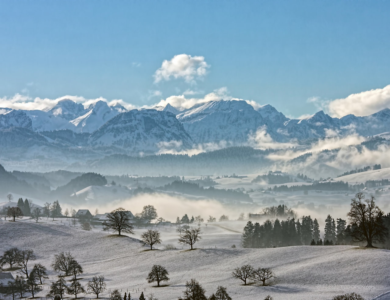 高清山脉雪山风景画图片