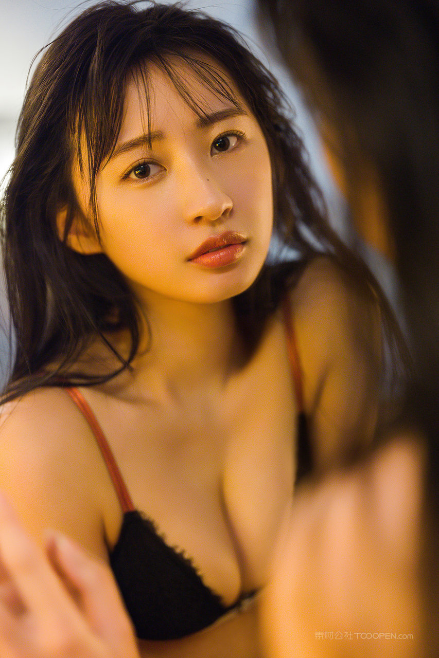 肉感身材亚洲一区二区美女