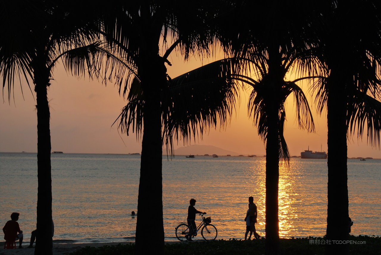 海南三亚湾风光 (3)