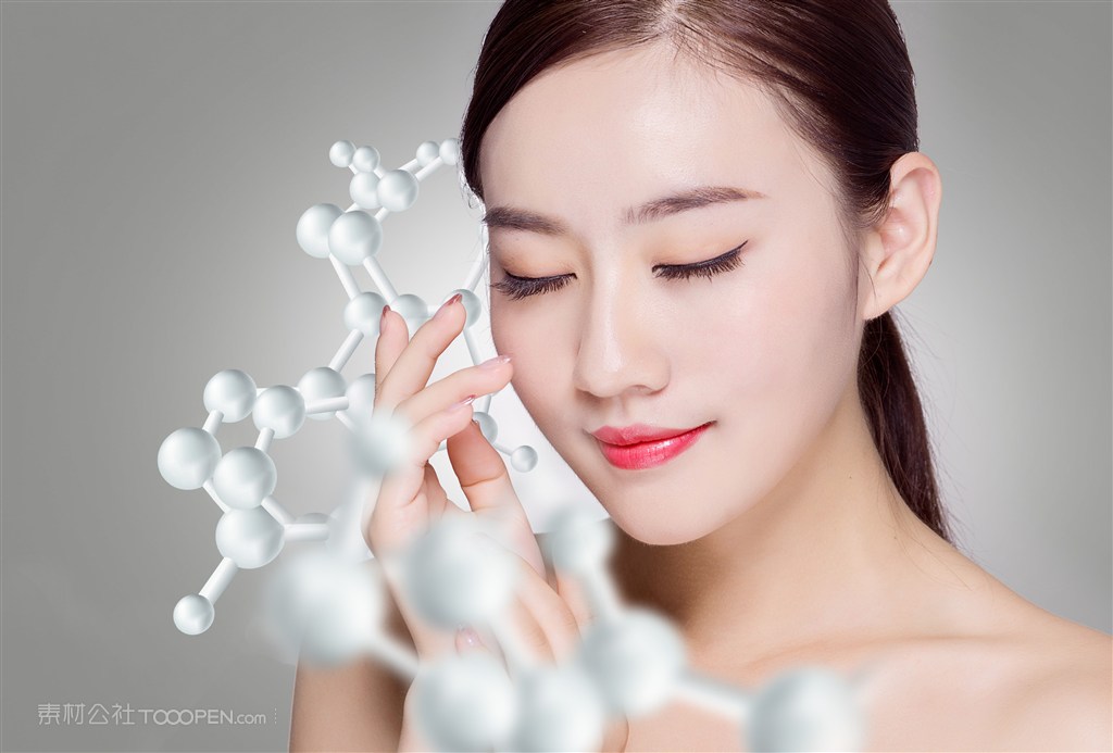 闭眼的美肤美女