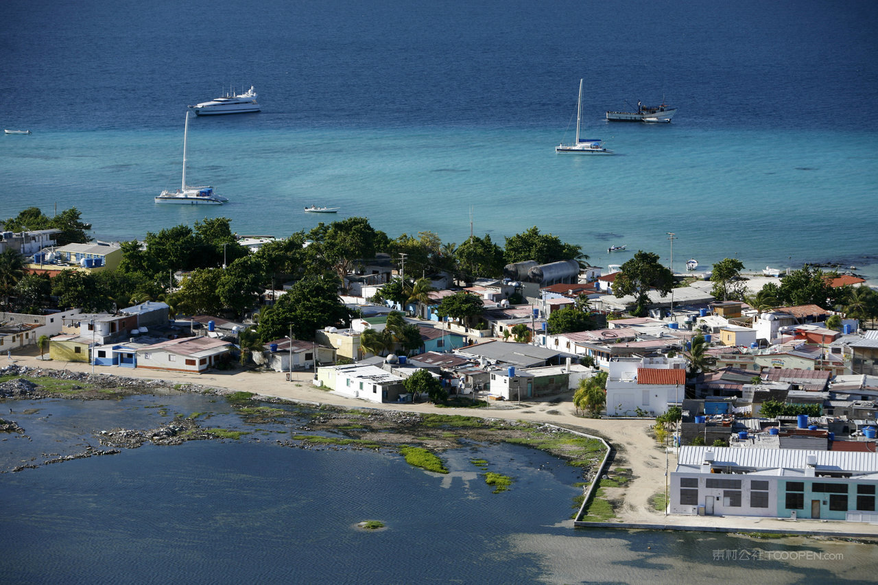 委内瑞拉海洋中洛斯罗克群岛granroque岛上的村庄