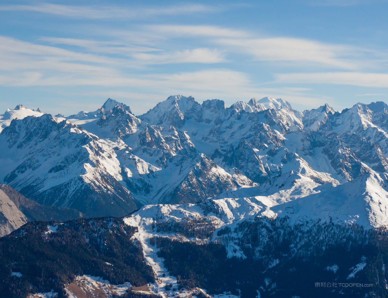 雪山雪景风景画图片素材