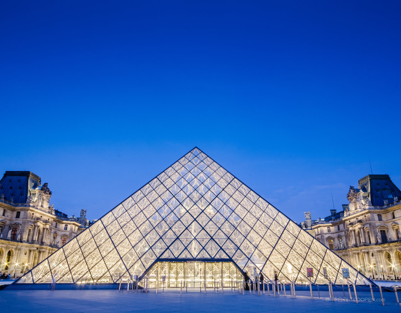 法国巴黎卢浮宫