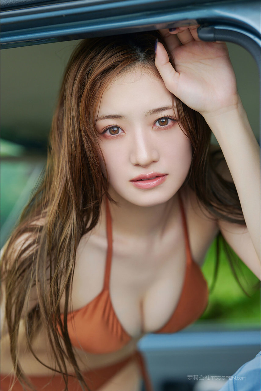 高清日本车模撩人写真