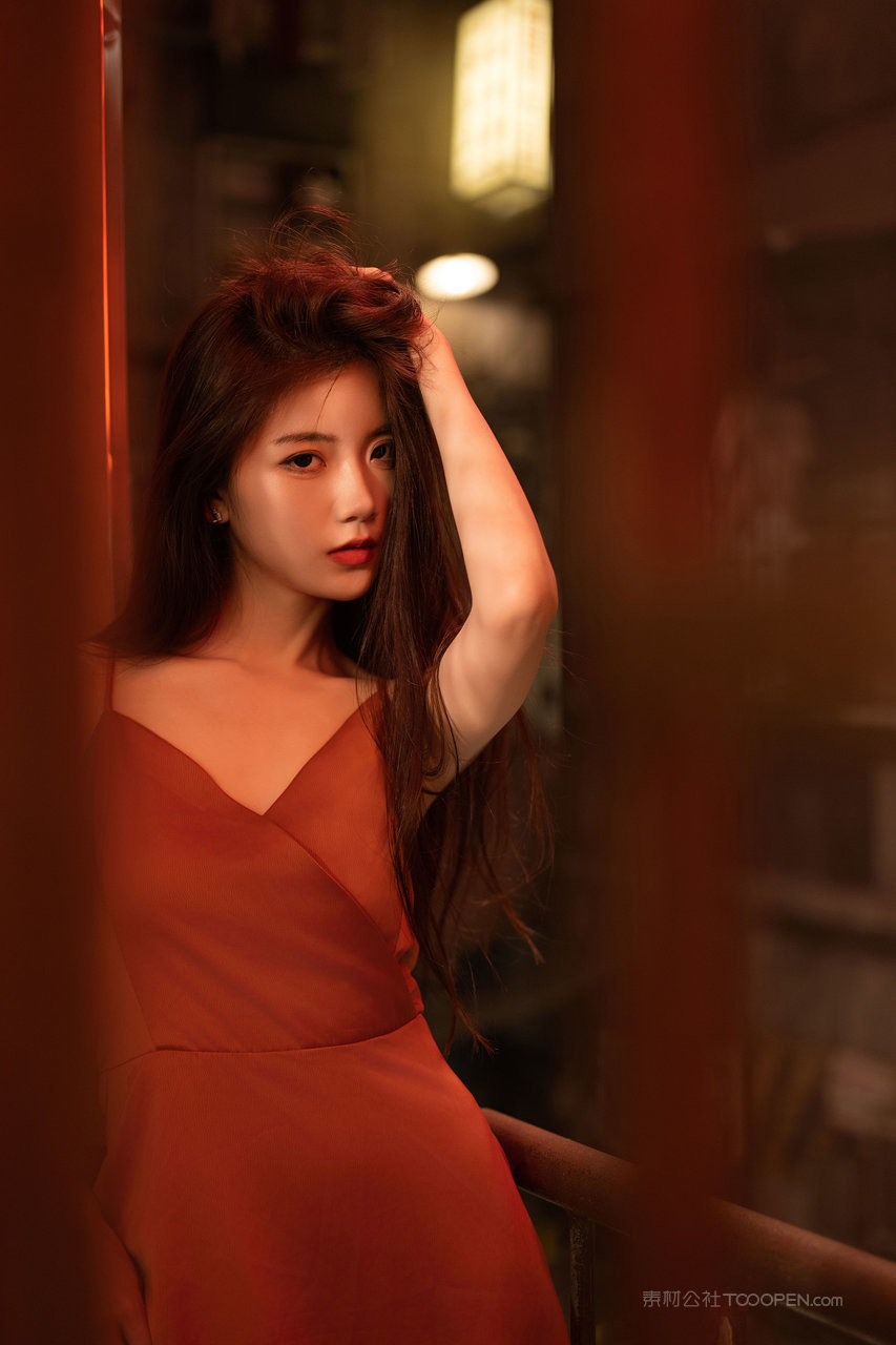 国产美女人像摄影图片