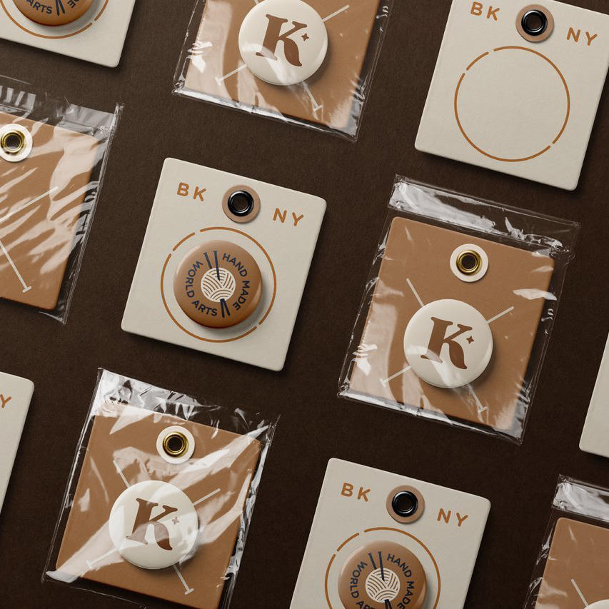 badge高级质感金属徽章实拍场景样机 (7)