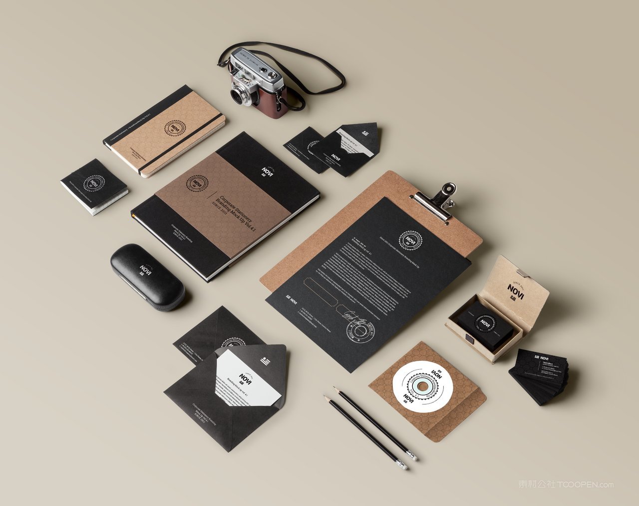 复古45度透视精致相机办公用品品牌vi样机