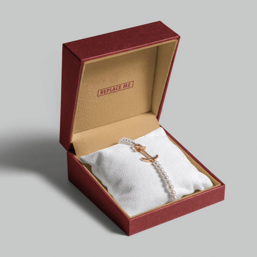 奢华奢侈品首饰金银珠宝包装盒首饰盒vi样机展示模型 (5)