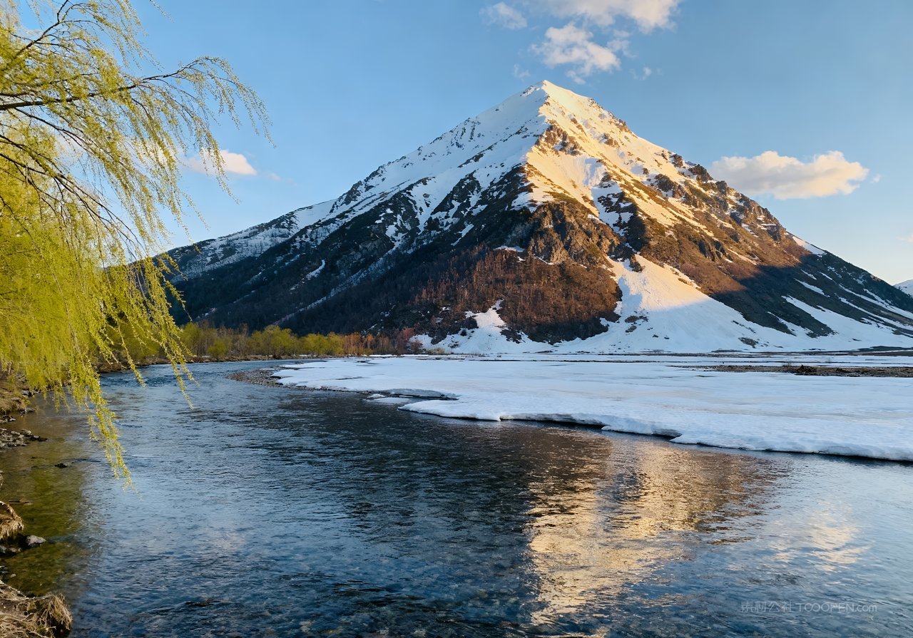 河流自然春意山峰意境风景春天天空