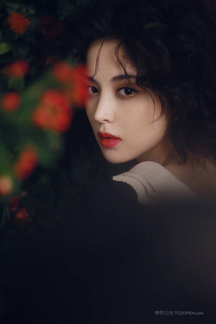 中国时尚美女明星古力娜扎高清壁纸图片大全