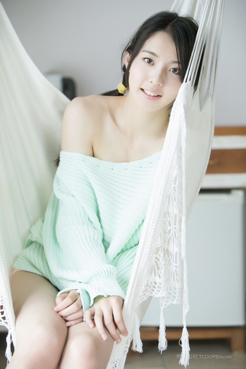 日本粉嫩美女mn131素颜无码专区下载