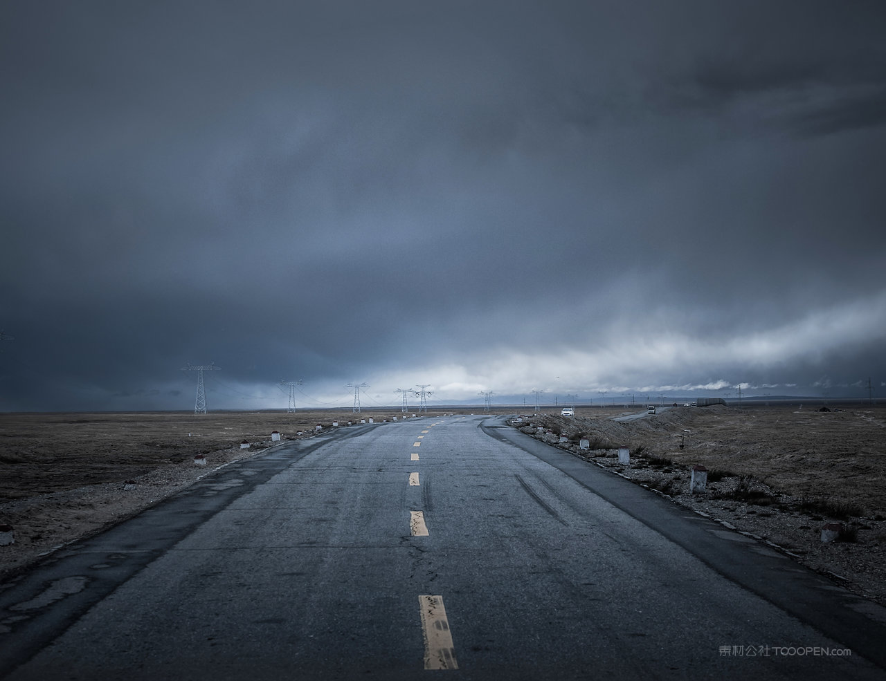 西藏朝圣之路摄影图片